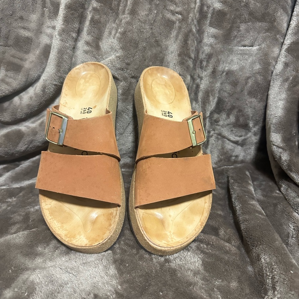 Birkenstock. Papillio  Tan Slide Sandals with Buckle